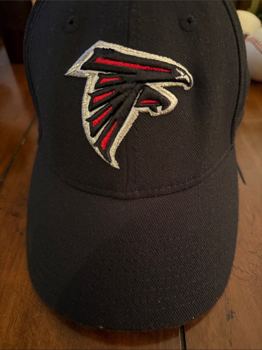 Atlanta Falcons Black and Red Embroidered Logo Cap